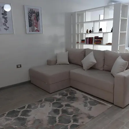 Melissa Pool & Mamaia-nord *