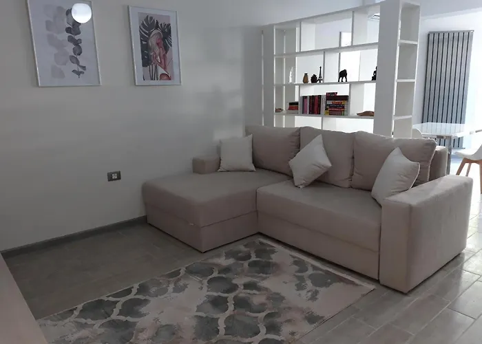 Melissa Pool & Mamaia-nord *