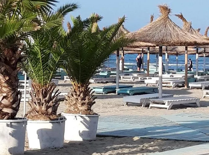 Melissa Pool & Mamaia-nord Năvodari