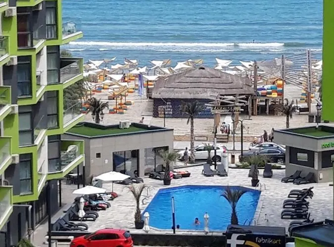 Melissa Pool & Mamaia-nord Apartamento *