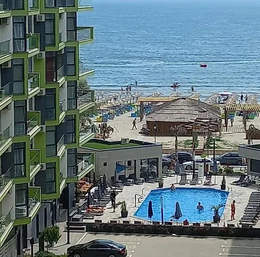 Melissa Pool & Mamaia-nord Apartamento