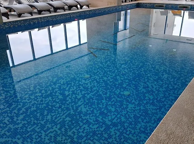 Melissa Pool & Mamaia-nord Apartamento