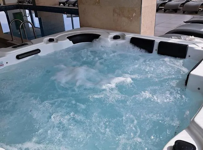 Melissa Pool & Mamaia-nord Apartamento Năvodari