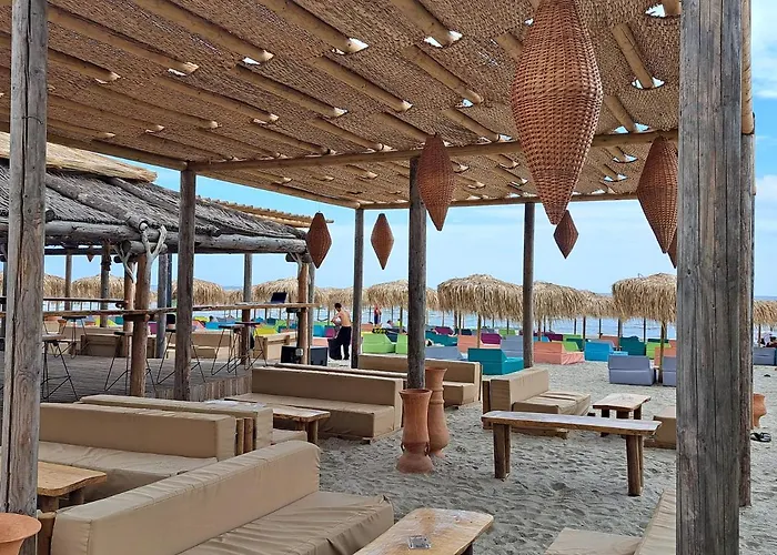 Melissa Pool & Mamaia-nord Apartamento