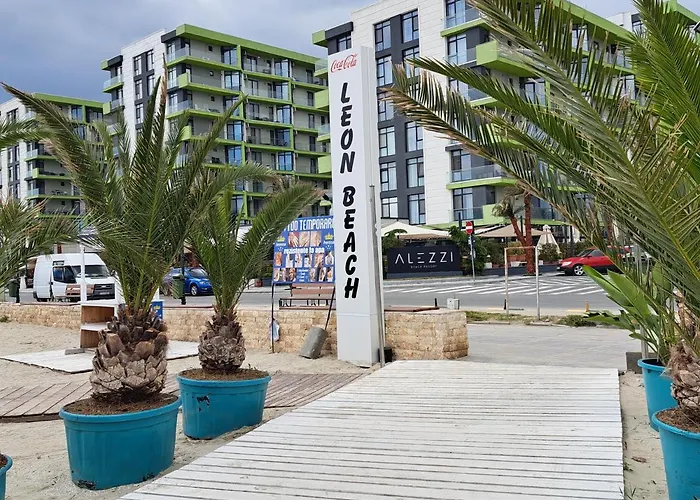 Melissa Pool & Mamaia-nord Apartamento *