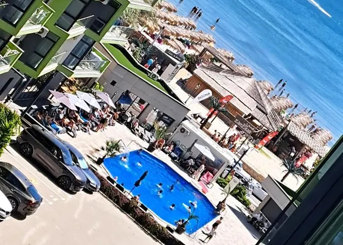 Melissa Pool & Mamaia-nord Apartamento Năvodari