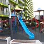 Melissa Pool & Mamaia-nord Apartment *