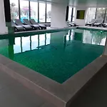 Melissa Pool & Mamaia-nord Apartamento