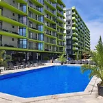 Melissa Pool & Mamaia-nord *