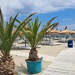 Melissa Pool & Mamaia-nord Apartment *