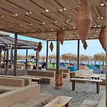 Melissa Pool & Mamaia-nord Apartment