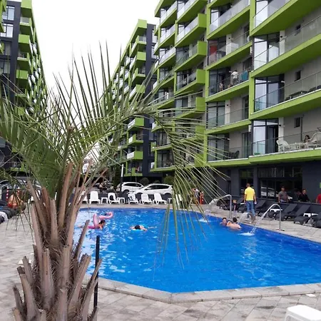 Melissa Pool & Mamaia-nord Apartmán *