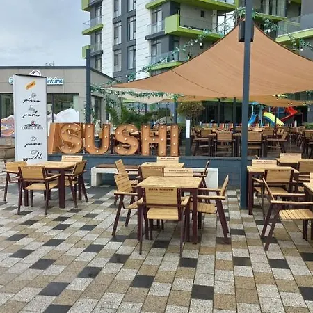 Melissa Pool & Mamaia-nord Apartament *