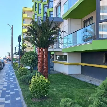 Melissa Pool & Mamaia-nord Apartment