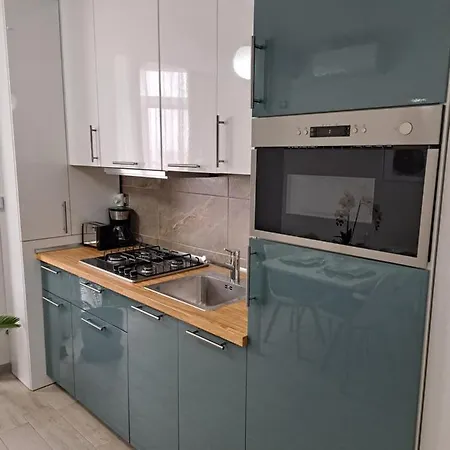 Melissa Pool & Mamaia-nord *