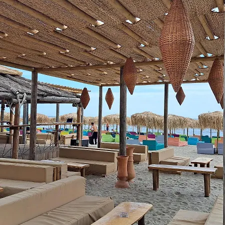 Melissa Pool & Mamaia-nord Apartmán
