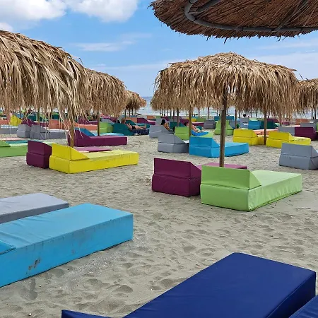 Melissa Pool & Mamaia-nord