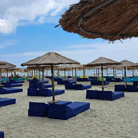 Melissa Pool & Mamaia-nord
