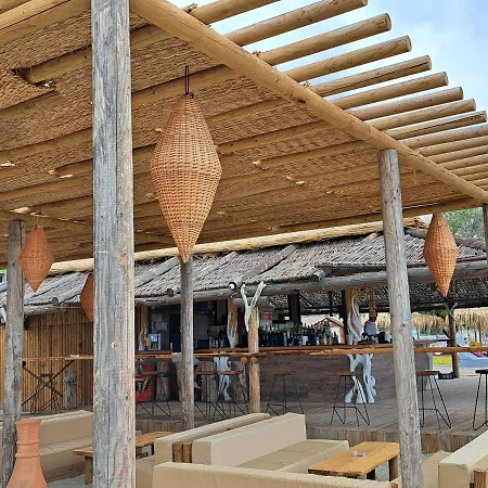 Melissa Pool & Mamaia-nord *