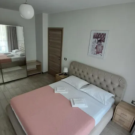 Melissa Pool & Mamaia-nord Apartament *